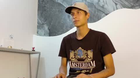 cameronsilverman online show from June 17, 2026, 8:32 pm