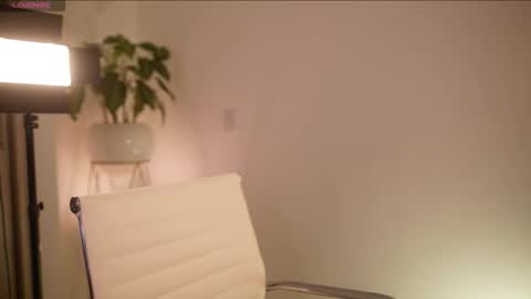 camila   online show from November 13, 2025, 12:31 am