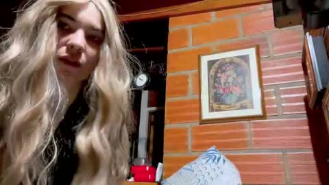 camii19y online show from September 29, 2025, 12:05 am