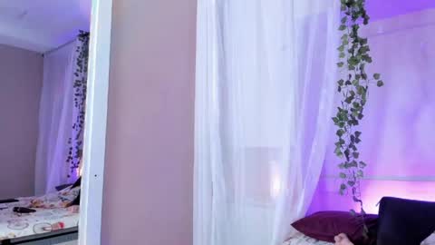 camiigox online show from May 5, 2026, 3:47 am