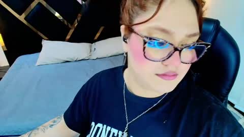 Snapshot of camiila_osorio chatting on June 6, 2026, 7:29 pm Camila Osorio online show from June 6, 2026, 7:29 pm