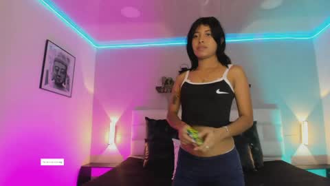 camiila  online show from June 1, 2026, 7:04 pm
