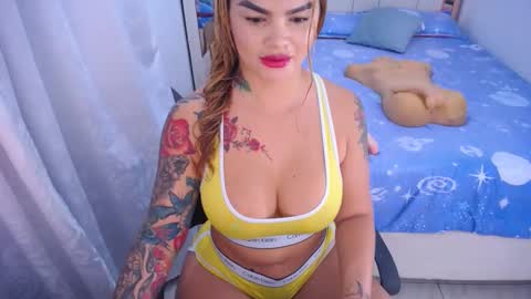 Snapshot of camila__palmer chatting on October 17, 2025, 7:55 am online show from October 17, 2025, 7:55 am