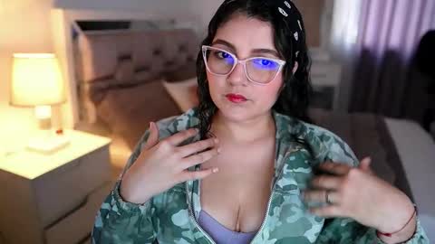 Camila buitrago online show from February 4, 2026, 10:04 pm