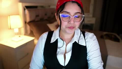 Camila buitrago online show from February 11, 2026, 11:21 pm
