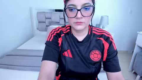 Snapshot of camila_buitrago chatting on July 3, 2026, 9:10 pm Camila buitrago online show from July 3, 2026, 9:10 pm