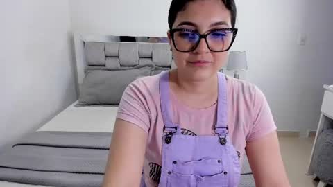 Snapshot of camila_buitrago chatting on July 14, 2026, 2:05 am Camila buitrago online show from July 14, 2026, 2:05 am