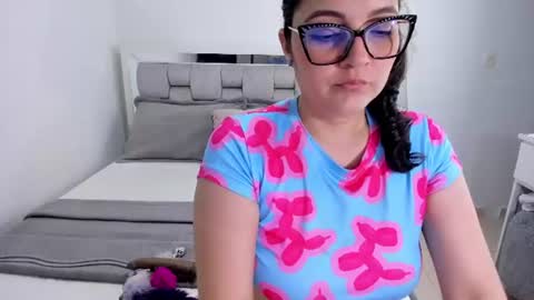 Snapshot of camila_buitrago chatting on July 25, 2026, 1:15 am Camila buitrago online show from July 25, 2026, 1:15 am