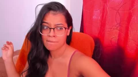 camila_bustamante_ online show from May 30, 2026, 5:54 pm