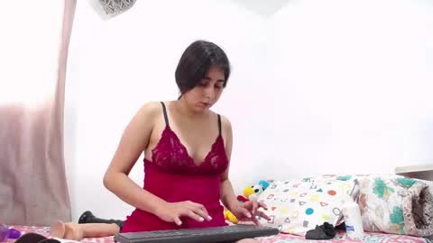 Snapshot of camila_cami chatting on September 14, 2025, 3:11 pm Camila online show from September 14, 2025, 3:11 pm