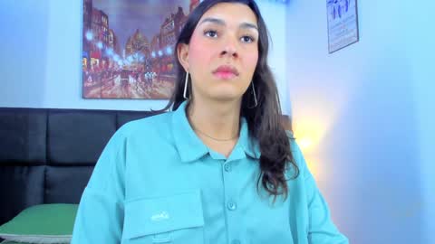 Snapshot of camila_coxx chatting on January 15, 2025, 5:08 am s online show from January 15, 2025, 5:08 am