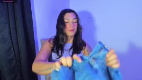 Snapshot of camila_coxx chatting on February 28, 2025, 6:54 am s online show from February 28, 2025, 6:54 am