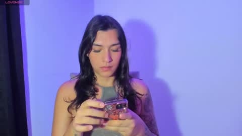 Snapshot of camila_coxx chatting on March 8, 2025, 6:37 pm s online show from March 8, 2025, 6:37 pm