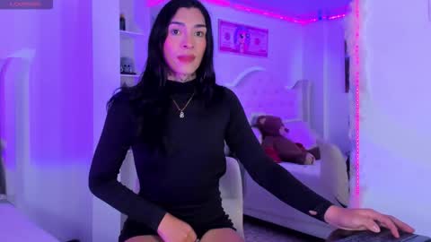 Snapshot of camila_coxx chatting on October 14, 2025, 6:36 am s online show from October 14, 2025, 6:36 am