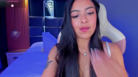 Camila online show from September 20, 2025, 3:51 am