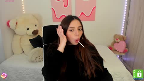  C A M I  online show from December 11, 2024, 8:18 pm