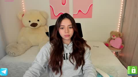  C A M I  online show from December 15, 2024, 11:53 pm