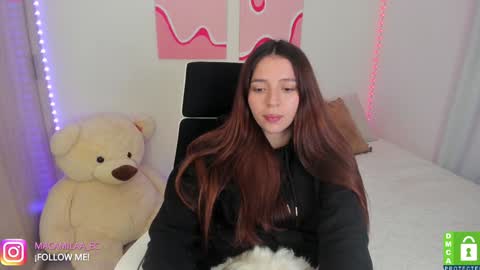  C A M I  online show from January 9, 2025, 1:39 am