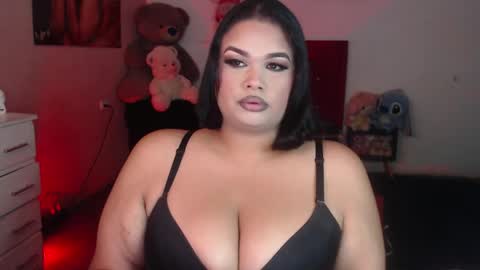 Snapshot of camila_fuenmayor chatting on April 26, 2026, 8:39 pm online show from April 26, 2026, 8:39 pm