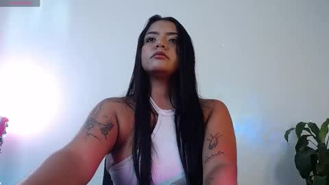 camila_torresss online show from April 29, 2026, 7:53 pm
