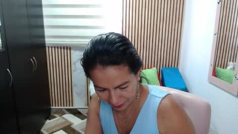 Snapshot of camila_vargas_ chatting on May 6, 2026, 3:39 pm Camila Vargas online show from May 6, 2026, 3:39 pm