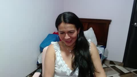 Camila Vargas online show from July 28, 2026, 7:39 pm