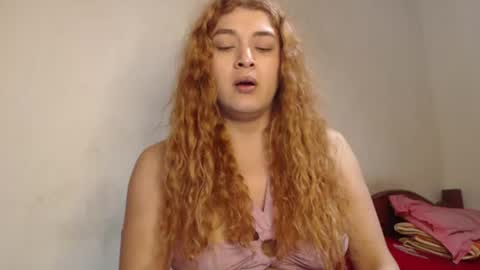 Snapshot of camilaht chatting on June 25, 2026, 3:17 am camilaht online show from June 25, 2026, 3:17 am