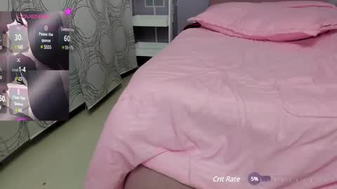 Snapshot of camilahunter__ chatting on December 8, 2024, 9:35 am Camila online show from December 8, 2024, 9:35 am