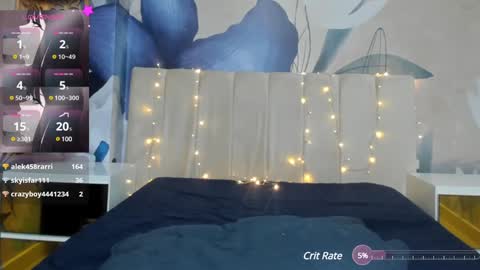 Snapshot of camilahunter__ chatting on December 11, 2024, 9:19 am Camila online show from December 11, 2024, 9:19 am