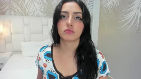 Snapshot of camilahunter__ chatting on February 12, 2026, 2:28 am Camila online show from February 12, 2026, 2:28 am