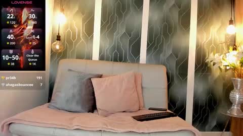 camila manzur online show from March 11, 2026, 10:38 pm