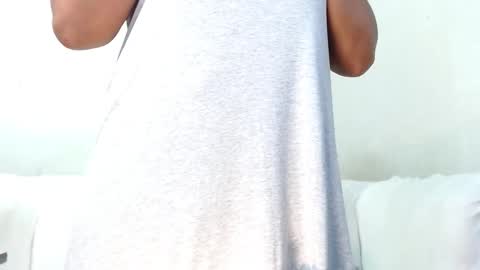 Snapshot of camilapaez1 chatting on February 16, 2025, 7:04 am cami online show from February 16, 2025, 7:04 am