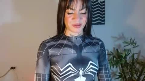 camilaparrisx online show from June 20, 2026, 2:47 am