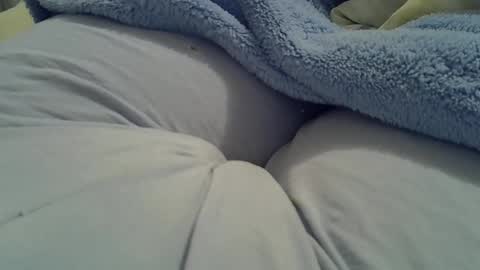 Snapshot of camilaperes69 chatting on June 13, 2026, 5:22 pm flash 50 tokens BIG CLIT tits pussy. masturbation big clit 150 tokens fingers inside pussy 1000 tk pump big clit 300 tk online show from June 13, 2026, 5:22 pm