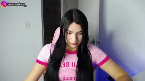 X IGcamiryan01 online show from June 18, 2026, 7:29 pm