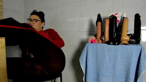 camilasexyhorny online show from April 21, 2026, 4:19 am
