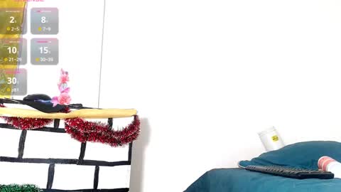 Snapshot of camilavagina24 chatting on December 11, 2024, 8:07 pm Camila online show from December 11, 2024, 8:07 pm