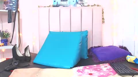 camilawilliams707rs online show from January 14, 2025, 10:17 am