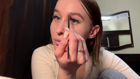 Miki online show from March 13, 2026, 2:23 pm