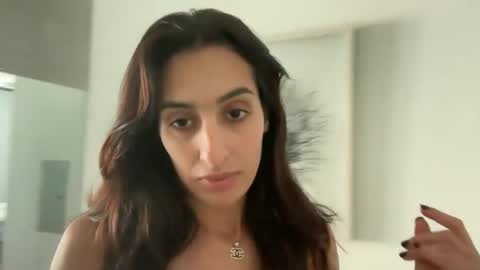 Snapshot of camiliakxoxo chatting on January 14, 2025, 4:08 pm camiliakxoxo online show from January 14, 2025, 4:08 pm