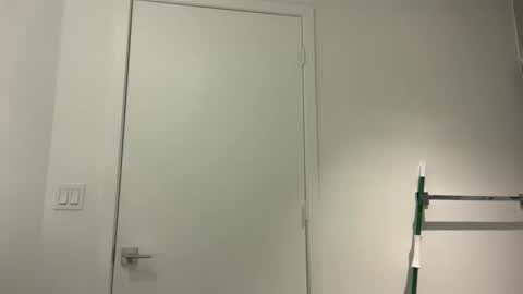 Snapshot of camiliakxoxo chatting on October 26, 2025, 11:05 am camiliakxoxo online show from October 26, 2025, 11:05 am