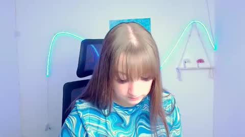 Snapshot of camilla_body chatting on April 27, 2026, 11:19 am Camilla online show from April 27, 2026, 11:19 am