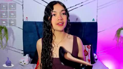 camilla_miller01 online show from December 4, 2025, 1:09 pm