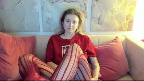 camilladreamer online show from April 13, 2026, 1:11 am