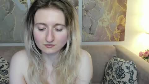 Snapshot of camilladreamer chatting on May 16, 2026, 12:18 am camilladreamer online show from May 16, 2026, 12:18 am