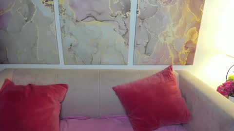 Snapshot of camilladreamer chatting on June 7, 2026, 7:17 pm camilladreamer online show from June 7, 2026, 7:17 pm