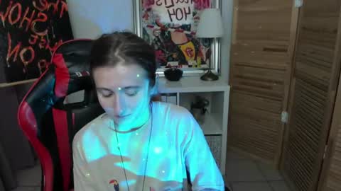 camilladreamer online show from July 7, 2026, 4:33 pm