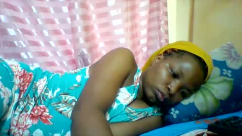 camillah_sweet online show from April 23, 2026, 7:09 am
