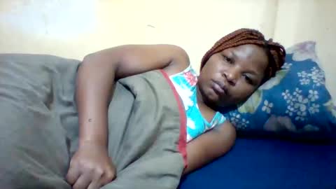 camillah_sweet online show from May 8, 2026, 2:50 am