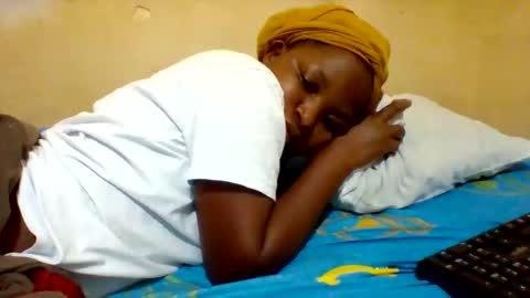camillah_sweet online show from May 12, 2026, 8:28 pm